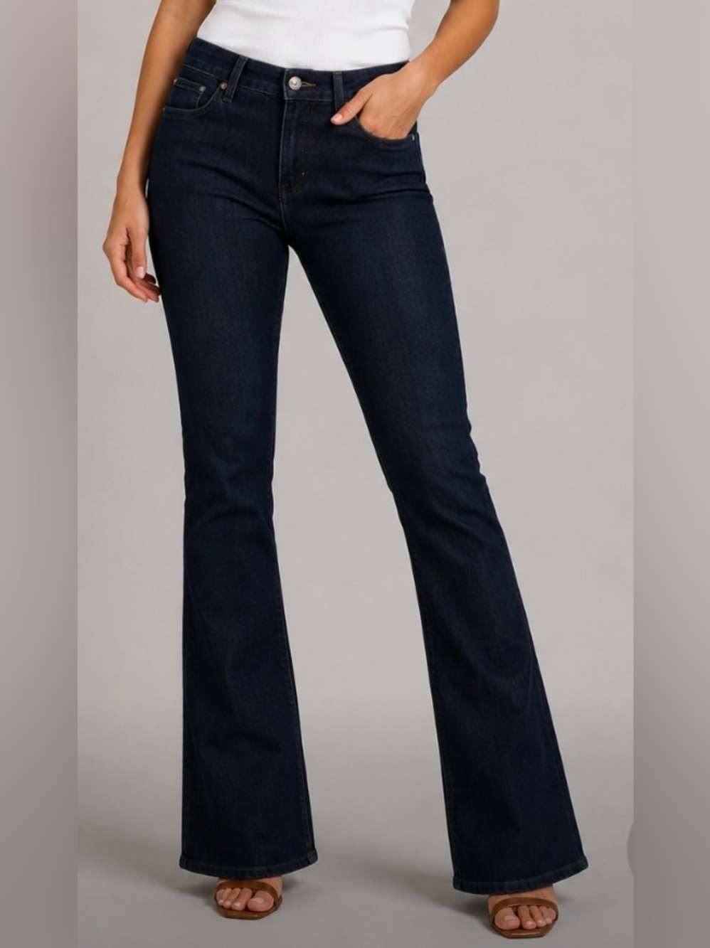Habitual Women’s Dark Blue Slight Flare Denim Jeans Size 29
